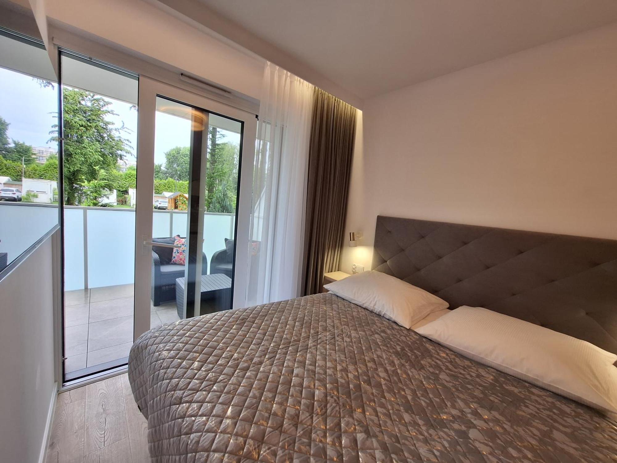 Апартаменты Modern White Kollataja 7A Колобжег Экстерьер фото